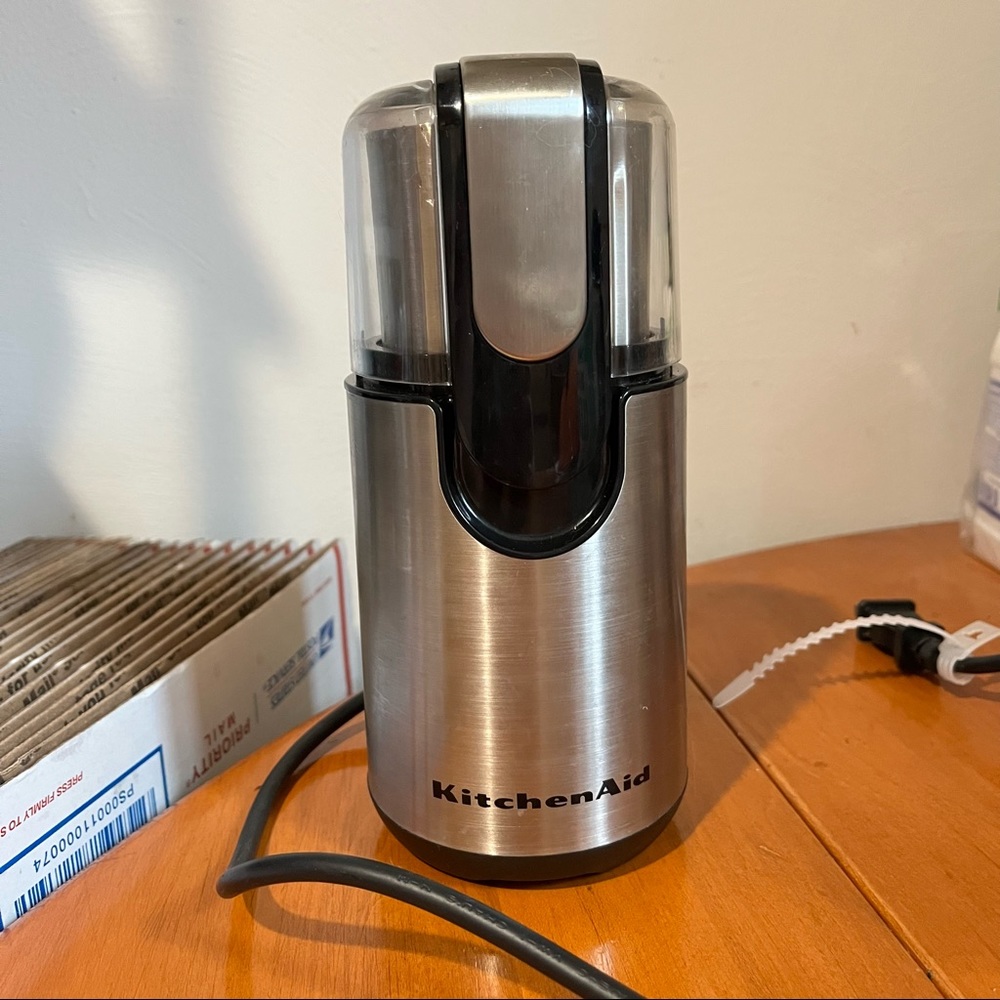KITCHENAID Blade Coffee Grinder Black Onyx Color 12 oz Capacity Spice Grinder